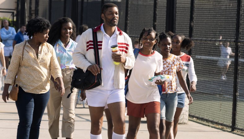 Will Smith on set at Richard Williams with daughters and wife walking beside him.